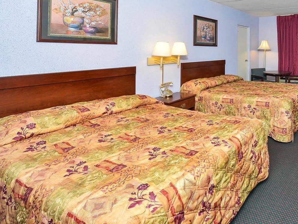 Americas Best Value Inn And Suites Ноксвилл Экстерьер фото