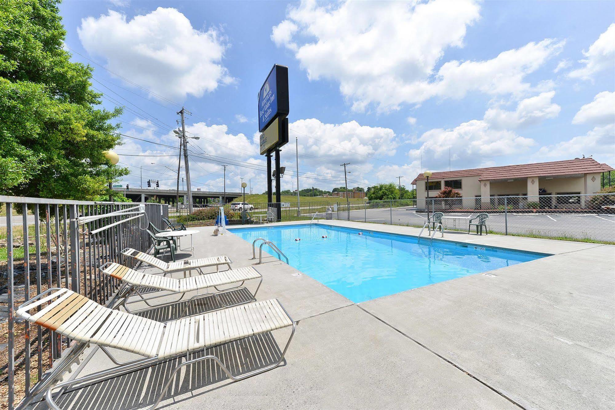 Americas Best Value Inn And Suites Ноксвилл Экстерьер фото
